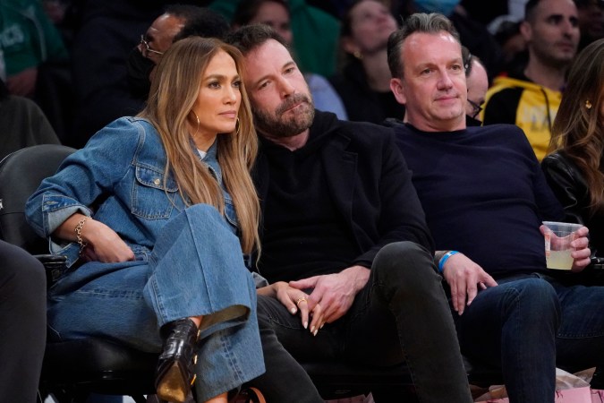 Ben Affleck celebró su cumpleaños mientras JLo estaba en un concierto.