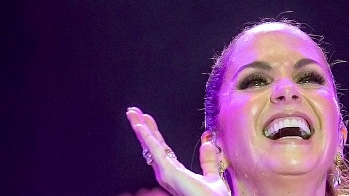 Lucero habló sobre su amor adolescente con Luis Miguel.