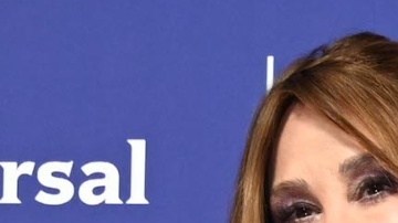 Myrka Dellanos y Verónica Bastos discuten en 'La mesa caliente'.