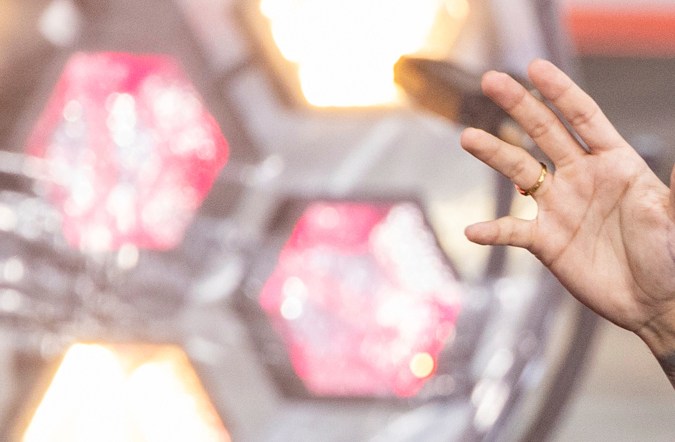 Rauw Alejandro está nominado y cantará en los MTV VMAs 2024.