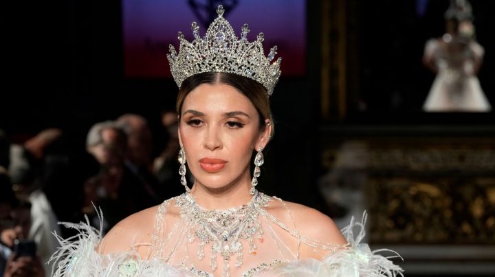 Emma Coronel aplaudió a Beliinda.