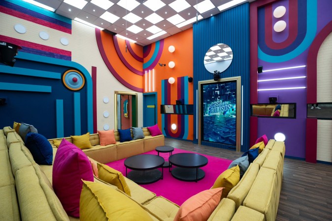 Adrián Marcelo abandonó 'La Casa de los Famosos México'.