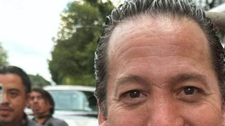 Luis Enrique Guzmán reacciona al resultado negativo de la prueba de ADN con Apolo.