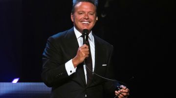 Luis Miguel se habría casado con su novia Paloma Cuevas.