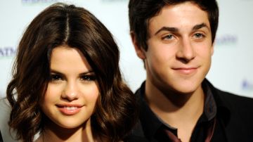 Selena Gomez y David Henrie regresan para la secuela de 'Los Hechiceros de Waverly Place'.