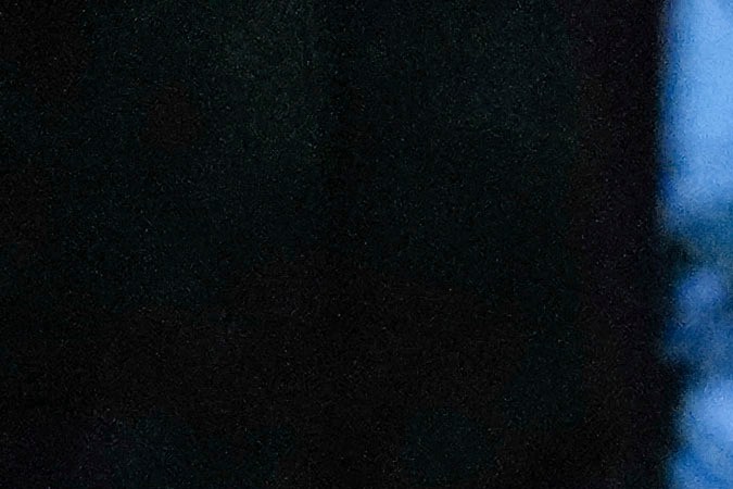 La policía se reúne afuera de un hotel donde Liam Payne fue encontrado muerto tras caer de un balcón en Buenos Aires, Argentina.