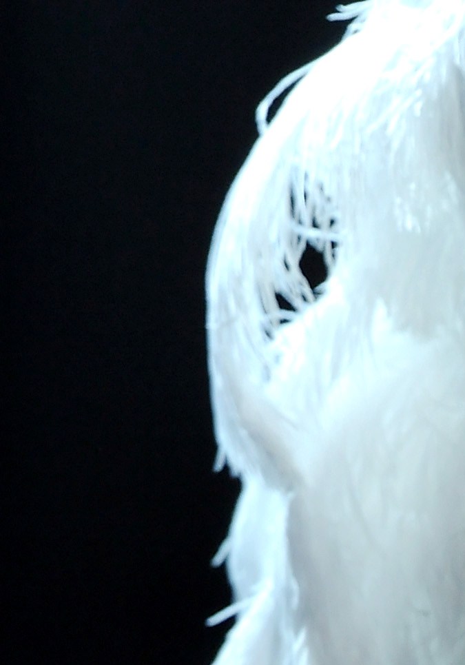 La modelo Miranda Kerr posa para los fotógrafos en el Victoria's Secret Fashion show 2012.