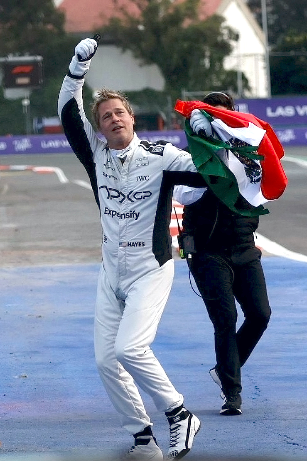 Brad Pitt sorprendió en el Gran Premio de Fórmula 1 en México.