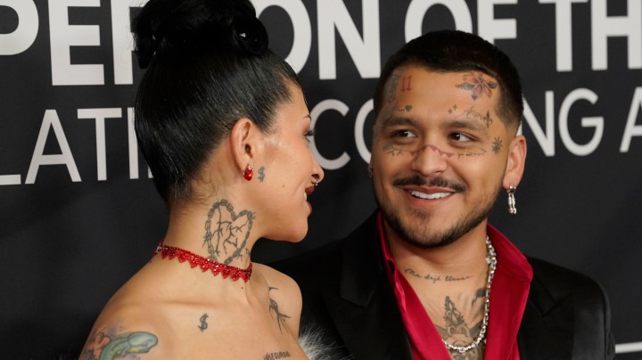 Nodal pensaba casarse con Cazzu, según algunos usuarios.