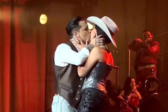 Christian Nodal y Ángela Aguilar están casados desde hace dos meses.