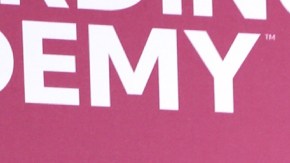 Clarissa Molina se lanzó a YouTube y ya estrenó su primer episodio.