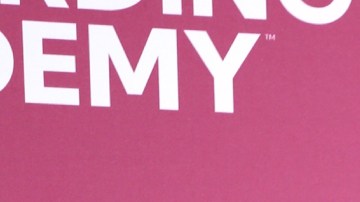 Clarissa Molina se lanzó a YouTube y ya estrenó su primer episodio.