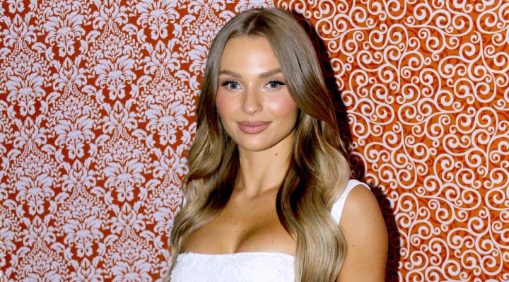 Irina Baeva se fue de México.