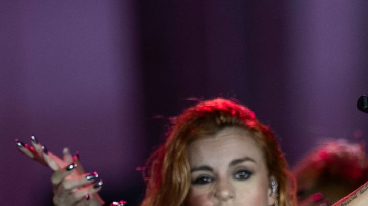 Feid responde a rumores de embarazo de Karol G.