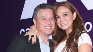 Critican a Brenda y Mario Bezares sale en su defensa.