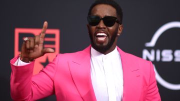 Sean Diddy Combs se mantiene en prisión.