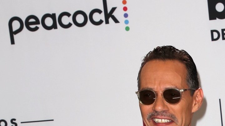 Marc Anthony y Nadia Ferreira disfrutan de un día en familia con su hijo.