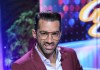 Toni Costa luce irreconocible sin barba.