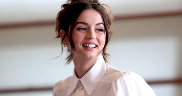 Ana de Armas tendría varios meses de noviazgo con el hijastro del presidente de Cuba.