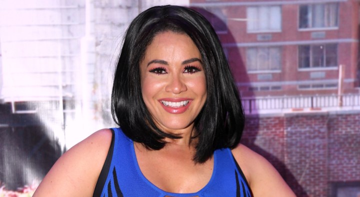 Esposo de Carolina Sandoval no quiso aparecer en su video y así reaccionó.