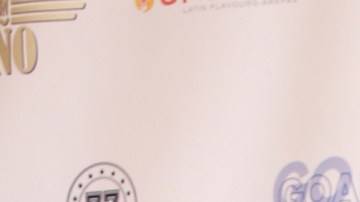 Nick Hernández renovó sus votos con Carolina Sandoval con una condición.