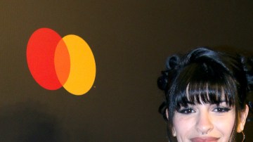 Christian Nodal defiende a Ángela Aguilar de Cazzu.