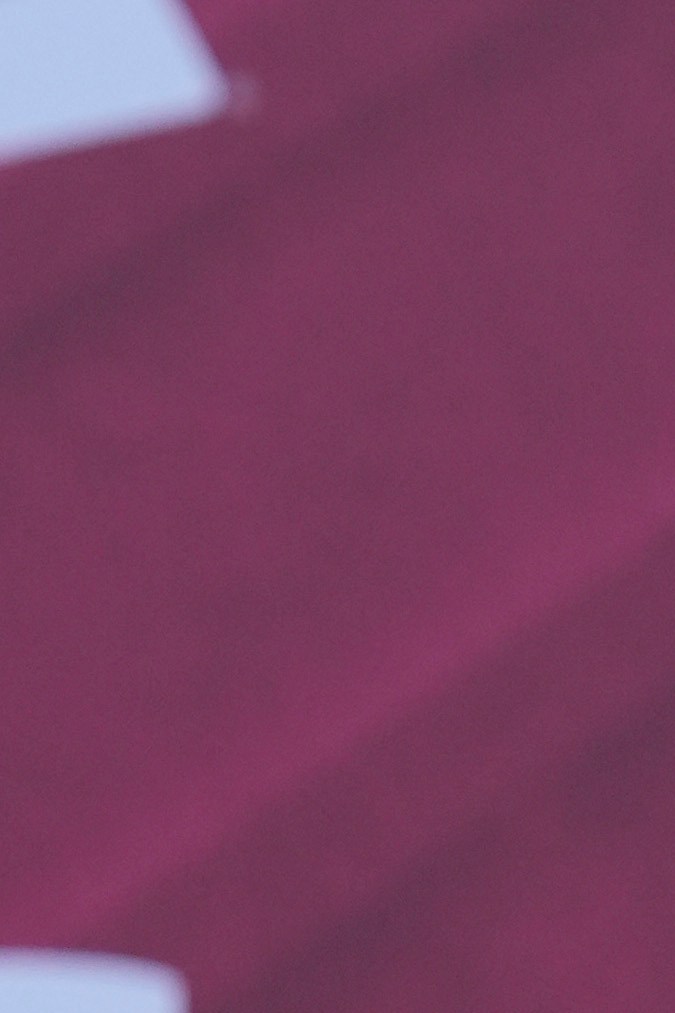 Estefany Oliveira en la alfombra roja de los Latin Grammy 2024