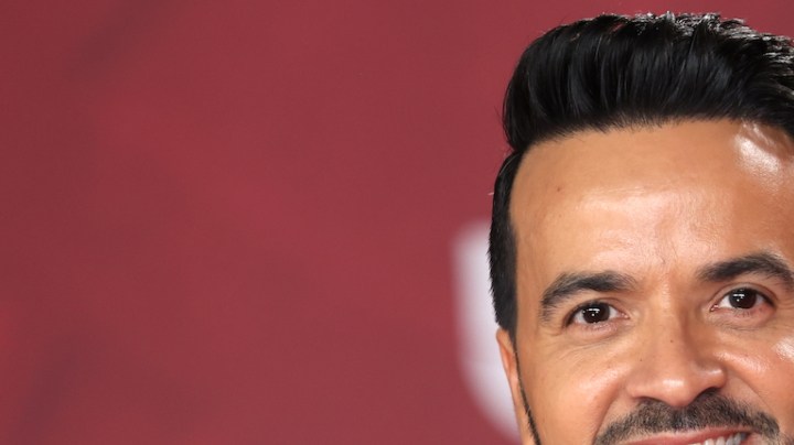 Luis Fonsi habla de su protagónico en 'Say a Little Prayer'.