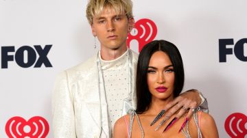 Megan Fox anuncia su embarazo con Machine Gun Kelly.