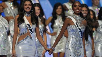 Miss Universo premió a otras candidatas del certamen con títulos de reinas.