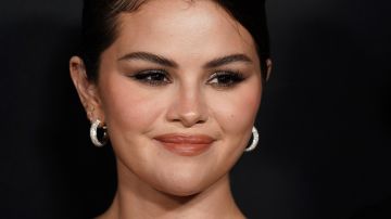 Selena Gomez responde a las críticas de su cuerpo.