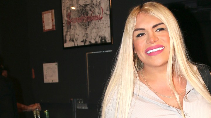 Wendy Guevara no le molesta la cercanía de Adrián Marcelo y Agustín Fernández.