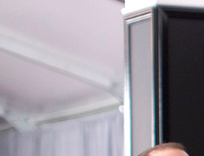 Descubre los detalles de la denuncia contra Adele que afecta la distribución global de su canción Million Years Ago .