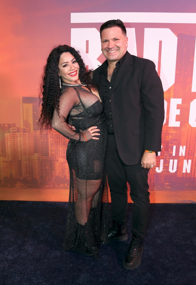 Nick Hernández introdujo la demanda de divorcio y Carolina Sandoval asegura que desconocía las intenciones del empresario.
