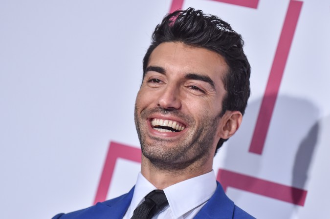 Justin Baldoni responde a las acusaciones de Blake Lively, calificándolas como falsas
