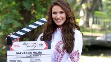 Kimberly Dos Ramos le da vida a Victoria en 'Me atrevo a amarte'.