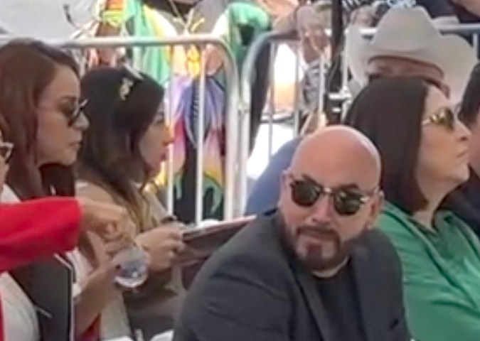 Lupillo Rivera en tratamiento médico: su equipo pide comprensión tras cancelar sus próximas presentaciones. Detalles aquí.