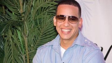Daddy Yankee y Mireddys González enfrentaron una audiencia clave en San Juan, donde acordaron la entrega de documentos empresariales. Detalles aquí.