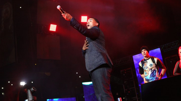 Con más de 20 años de trayectoria, Don Omar revive el reguetón con una gira que ya está siendo un éxito en taquilla.