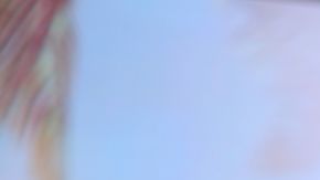 Francisca Lachapel cambió su look rizado a liso.