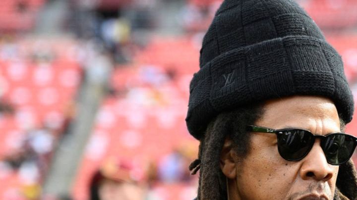 Jay-Z solicitó sanción monetaria al abogado que lo acusa de abuso sexual.
