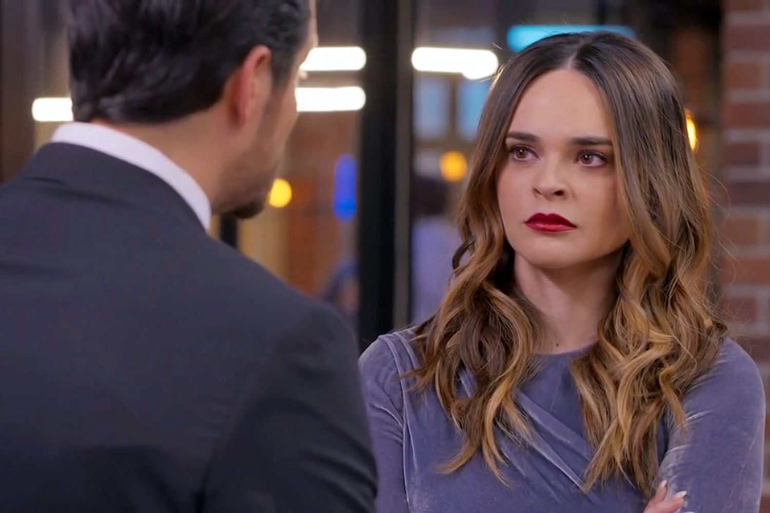 Descubre los secretos detrás de La historia de Juana , una producción de TelevisaUnivision que ha conquistado al público.