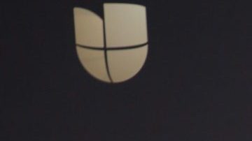 Mientras Ricardo Montaner guarda silencio, la mujer acusada de vandalismo rompe el suyo y afirma tener pruebas para defender su reclamo.