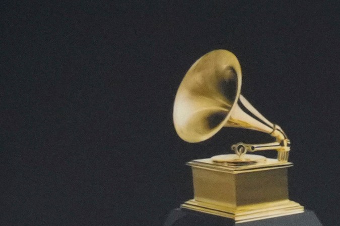 Cardi B en la Alfombra roja de los Grammys