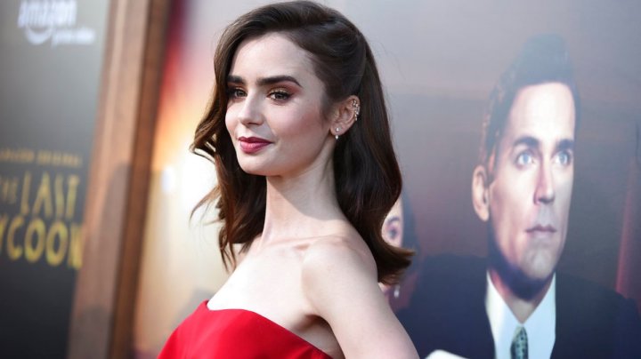 Esposo de Lilly Collins la defiende de críticas después de anunciar el nacimiento de su hija.