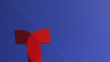 Hija de Lupillo Rivera defiende al cantante y manda a callar a los haters.