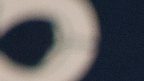 El actor español Mario Casas brindó una entrevista a Olga, un famoso programa streaming. (Foto AP / Abraham Caro Marin).