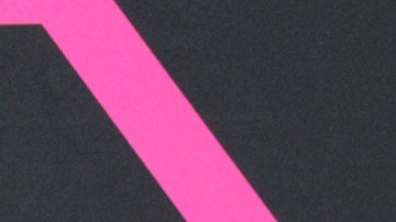 Karla Sofía Gascón pide "más amor menos odio".