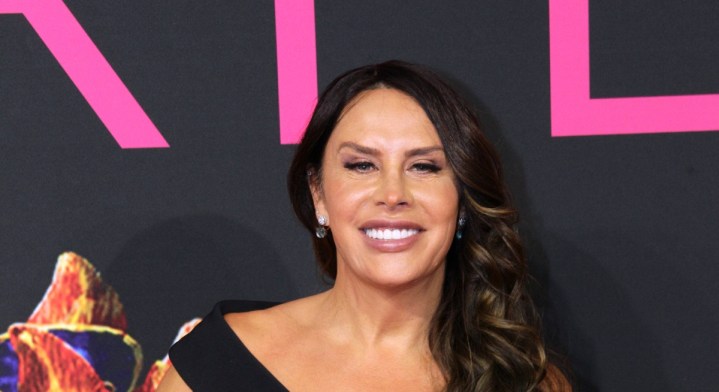Karla Sofía Gascón pide "más amor menos odio".