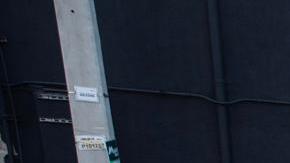 Integrantes del cuerpo de bomberos y de rescate trabajan en la evacuación de heridos este martes, a las afueras de la discoteca Jet Set en Santo Domingo (República Dominicana). EFE/ Orlando Barría